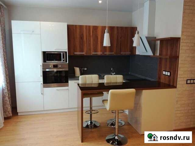 2-комнатная квартира, 45 м², 5/17 эт. в аренду на длительный срок во Владивостоке Владивосток - изображение 1