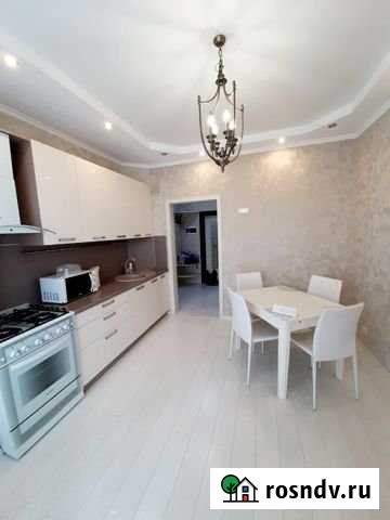 1-комнатная квартира, 40 м², 8/13 эт. в аренду посуточно в Новороссийске Новороссийск - изображение 1