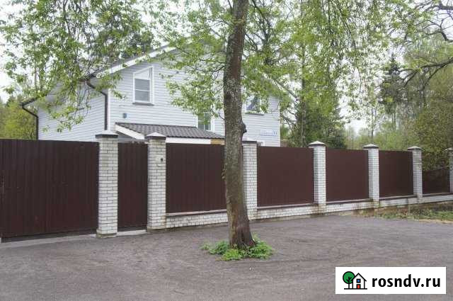 Коттедж 180 м² на участке 5 сот. в аренду посуточно в Зеленогорске Ленинградской области Зеленогорск - изображение 1