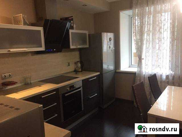 3-комнатная квартира, 80 м², 4/14 эт. в аренду на длительный срок во Владивостоке Владивосток - изображение 1