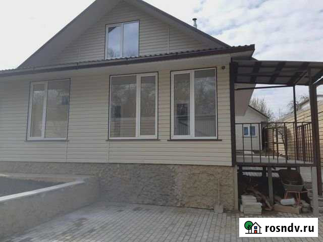 Коттедж 140 м² на участке 5 сот. в аренду посуточно в Орле Орёл - изображение 1