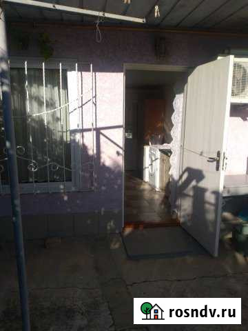 Дом 28 м² на участке 4 сот. в аренду на длительный срок в Саках Саки - изображение 1