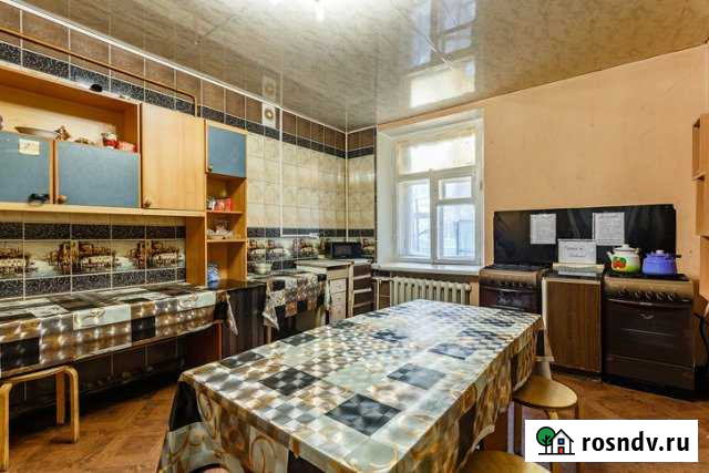 Комната 18 м² в 9-ком. кв., 6/7 эт. в аренду посуточно в Санкт-Петербурге Санкт-Петербург - изображение 1