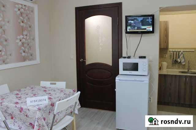 Дом 23 м² на участке 3 сот. в аренду посуточно в Ейске Ейск - изображение 1