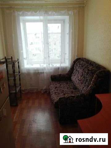 Комната 10 м² в 5-ком. кв., 5/5 эт. в аренду на длительный срок в Омске Омск - изображение 1