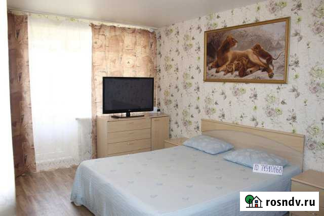 1-комнатная квартира, 42 м², 3/16 эт. в аренду посуточно в Волгограде Волгоград - изображение 1