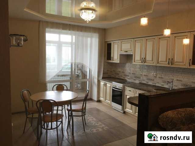 2-комнатная квартира, 60 м², 3/3 эт. в аренду на длительный срок в Омске Омск - изображение 1