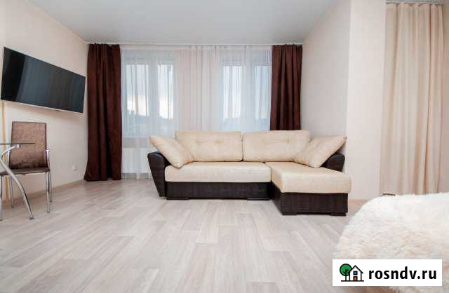 1-комнатная квартира, 44 м², 3/8 эт. в аренду посуточно в Красноярске Красноярск - изображение 1