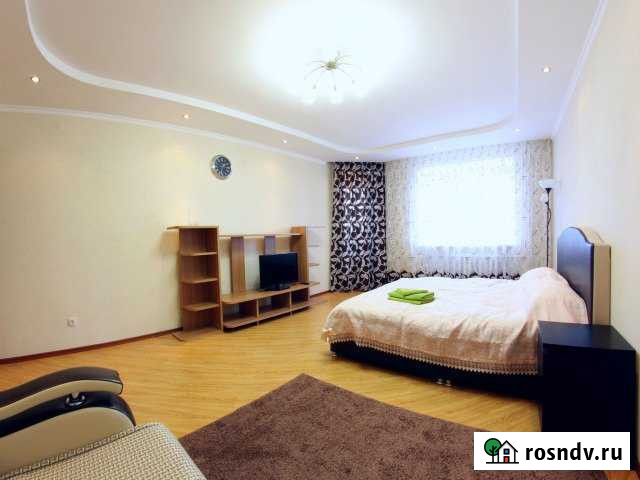 1-комнатная квартира, 54 м², 4/10 эт. в аренду посуточно в Тюмени Тюмень - изображение 1