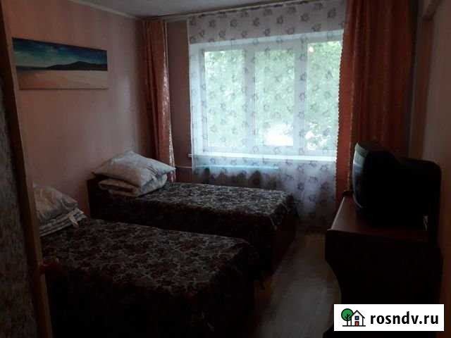 2-комнатная квартира, 52 м², 1/5 эт. в аренду посуточно в Белогорске Амурской области Белогорск - изображение 1