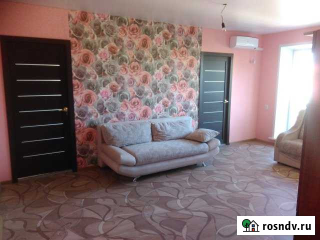 3-комнатная квартира, 42 м², 3/5 эт. в аренду посуточно в Яровом Яровое - изображение 1