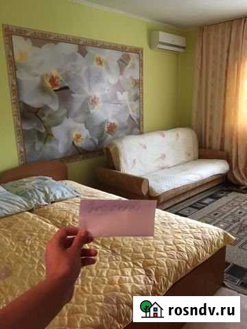 Комната 25 м² в 3-ком. кв., 2/2 эт. в аренду посуточно в Судаке Судак - изображение 1