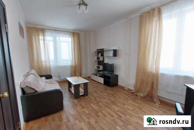 2-комнатная квартира, 56.7 м², 3/5 эт. в аренду посуточно в Нефтеюганске Нефтеюганск - изображение 1