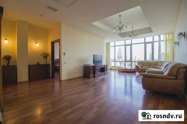 4-комнатная квартира, 152 м², 3/9 эт. на продажу в Алуште Алушта - изображение 1