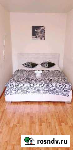 1-комнатная квартира, 37 м², 4/9 эт. в аренду посуточно в Екатеринбурге Екатеринбург - изображение 1