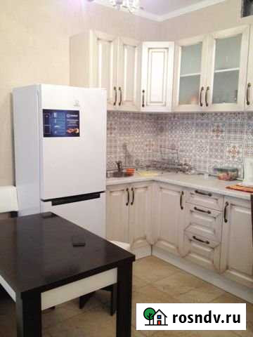 1-комнатная квартира, 47 м², 6/17 эт. в аренду на длительный срок в Чехове Московской области Чехов - изображение 1