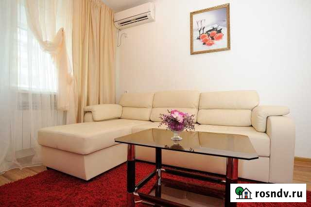 1-комнатная квартира, 42 м², 2/10 эт. в аренду посуточно в Саратове Саратов - изображение 1