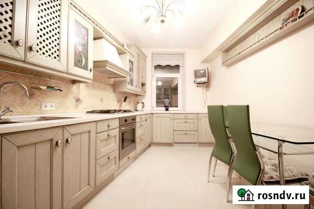 3-комнатная квартира, 107 м², 5/5 эт. в аренду на длительный срок в Санкт-Петербурге Санкт-Петербург - изображение 1