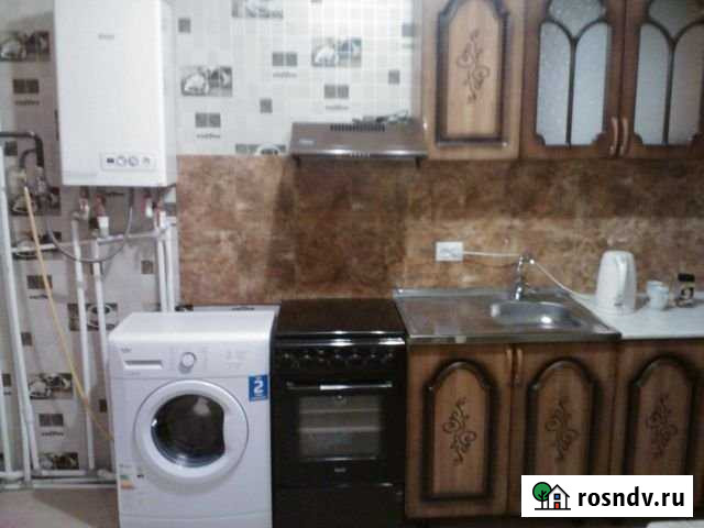 Дом 150 м² на участке 5 сот. в аренду на длительный срок в Симферополе Симферополь - изображение 1