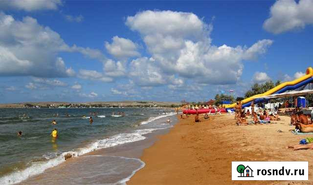 Дом 80 м² на участке 6 сот. в аренду посуточно в Щёлкино Щёлкино - изображение 1