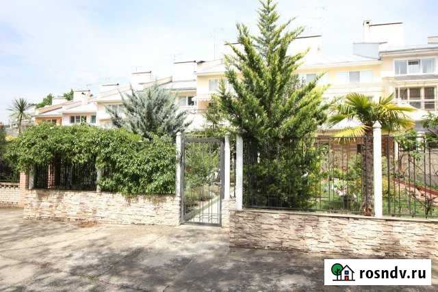 Таунхаус 276 м² на участке 6 сот. на продажу в Сочи Сочи - изображение 1