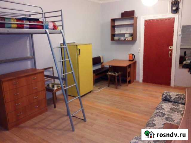 Комната 20 м² в 6-ком. кв., 1/2 эт. в аренду на длительный срок в Волгограде Волгоград - изображение 1