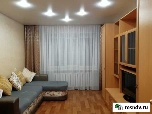 2-комнатная квартира, 51 м², 3/5 эт. в аренду на длительный срок в Мегионе Мегион - изображение 1