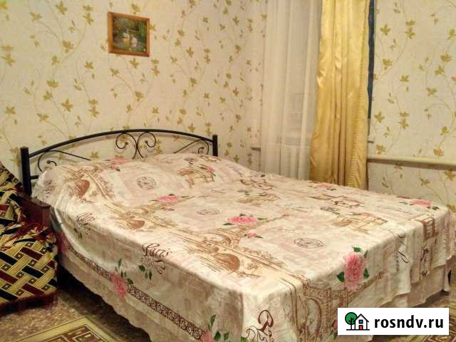 Комната 25 м² в 3-ком. кв., 1/1 эт. в аренду посуточно в Евпатории Евпатория - изображение 1