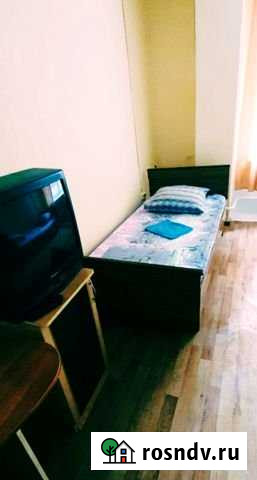 Комната 15 м² в 4-ком. кв., 2/2 эт. в аренду посуточно в Чебоксарах Чебоксары - изображение 1