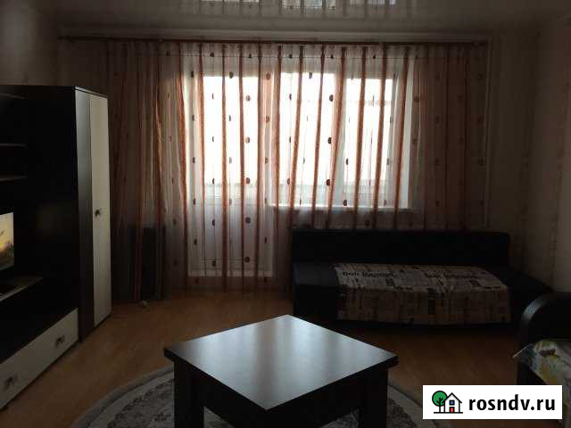 1-комнатная квартира, 37 м², 5/9 эт. в аренду посуточно в Тобольске Тобольск - изображение 1