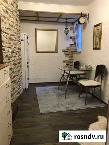 3-комнатная квартира, 46 м², 1/1 эт. в аренду посуточно в Ялте Ялта - изображение 1