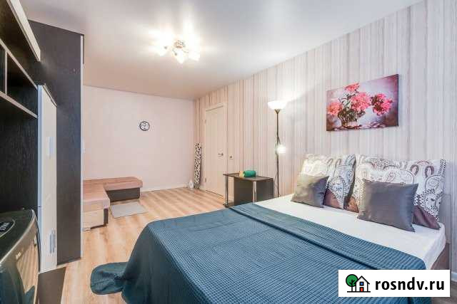 1-комнатная квартира, 32 м², 1/5 эт. в аренду посуточно в Калуге Калуга - изображение 1