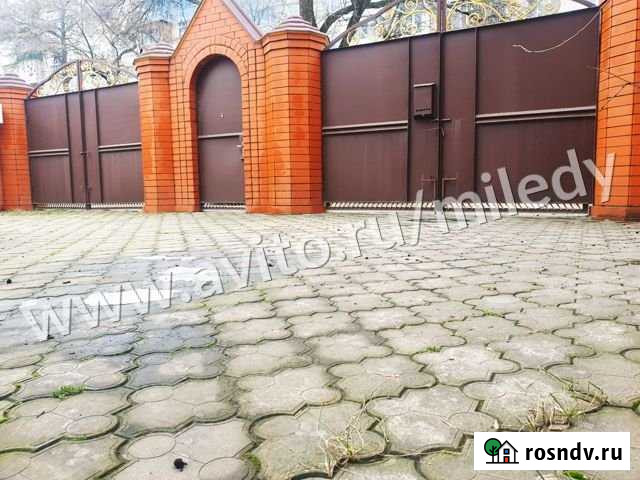 Дом 200 м² на участке 5.5 сот. на продажу в Батайске Батайск - изображение 1