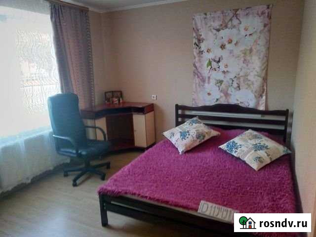 2-комнатная квартира, 48 м², 1/10 эт. в аренду посуточно в Севастополе Севастополь - изображение 1