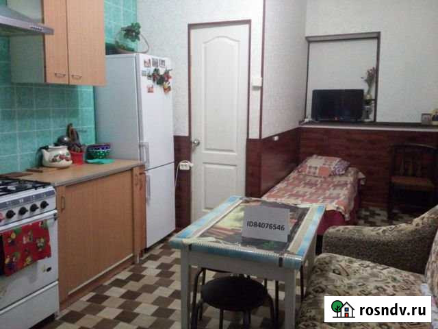 Дом 35 м² на участке 2 сот. в аренду посуточно в Евпатории Евпатория - изображение 1