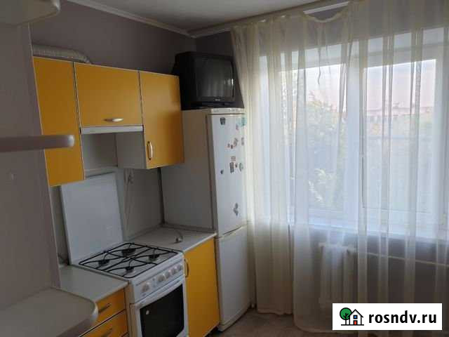 2-комнатная квартира, 54 м², 3/5 эт. в аренду на длительный срок в Камышине Камышин - изображение 1