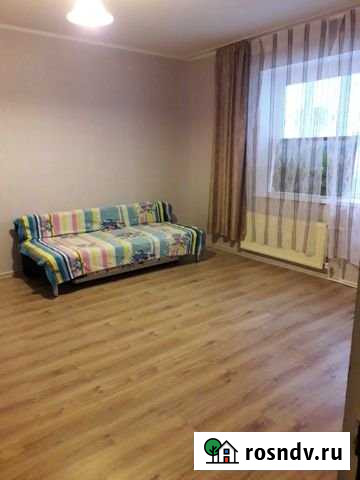 1-комнатная квартира, 40 м², 1/6 эт. в аренду посуточно в Ейске Ейск - изображение 1