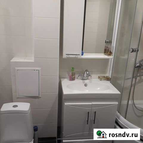 3-комнатная квартира, 80 м², 3/10 эт. в аренду посуточно в Новокузнецке Новокузнецк - изображение 1