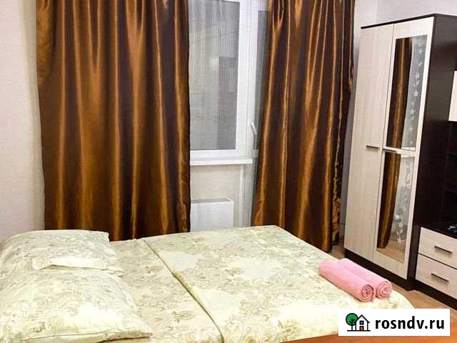 1-комнатная квартира, 35 м², 17/17 эт. в аренду посуточно в Сургуте Ханты-Мансийского АО Сургут - изображение 1