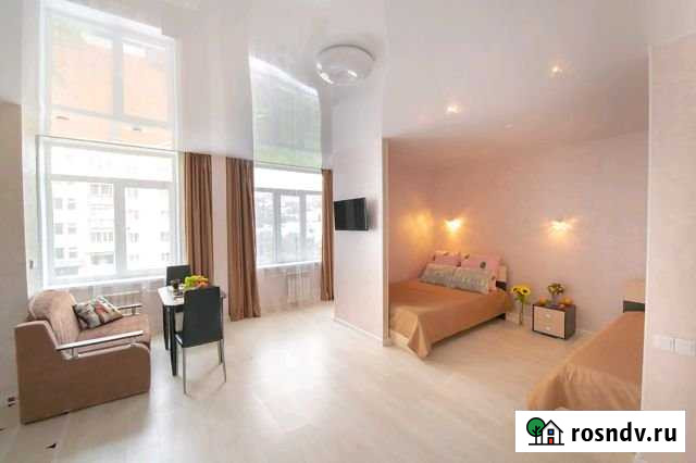 1-комнатная квартира, 50 м², 4/17 эт. в аренду посуточно во Владивостоке Владивосток - изображение 1