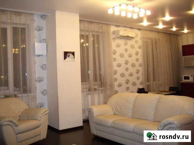 3-комнатная квартира, 120 м², 4/17 эт. в аренду посуточно в Новосибирске Новосибирск - изображение 1