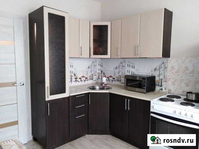 1-комнатная квартира, 40 м², 1/9 эт. в аренду посуточно в Нижневартовске Нижневартовск - изображение 1