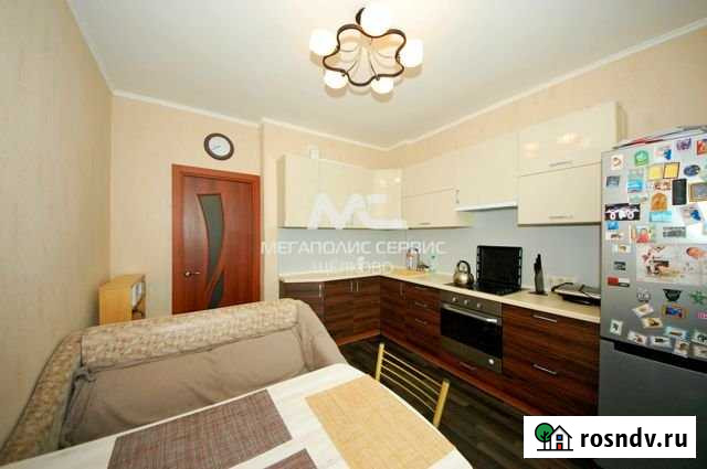 1-комнатная квартира, 42 м², 3/10 эт. на продажу в Свердловском Свердловский - изображение 1