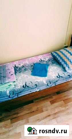 Комната 18 м² в 2-ком. кв., 2/2 эт. в аренду посуточно в Чебоксарах Чебоксары - изображение 1