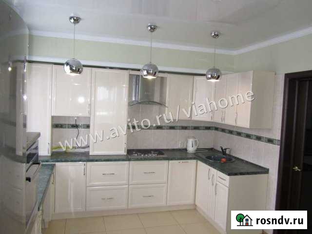 2-комнатная квартира, 110 м², 6/6 эт. в аренду на длительный срок в Астрахани Астрахань - изображение 1