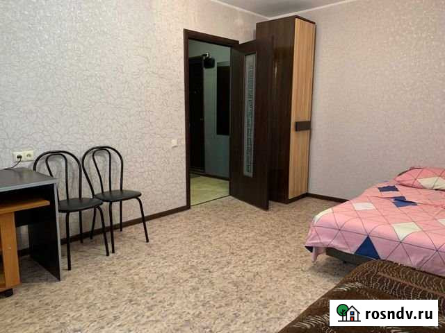 1-комнатная квартира, 32 м², 1/5 эт. в аренду посуточно в Сургуте Ханты-Мансийского АО Сургут - изображение 1