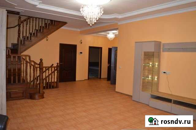 Коттедж 555 м² на участке 55 сот. на продажу в Курске Курск - изображение 1