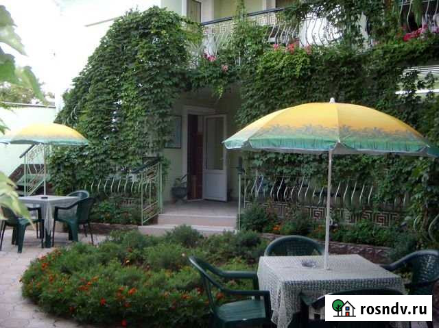 Комната 16 м² в 5-ком. кв., 1/2 эт. в аренду посуточно в Феодосии Феодосия - изображение 1