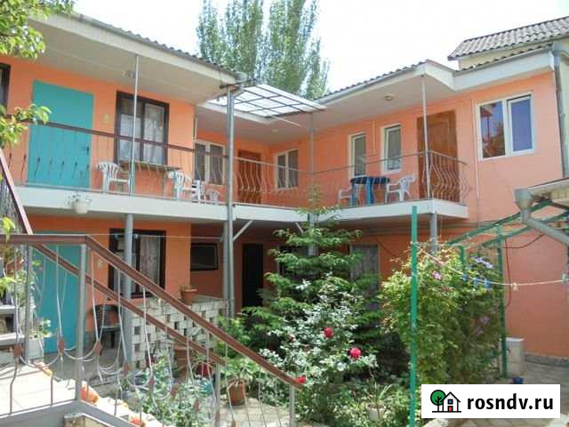 Комната 30 м² в 5-ком. кв., 1/2 эт. в аренду посуточно в Феодосии Феодосия - изображение 1