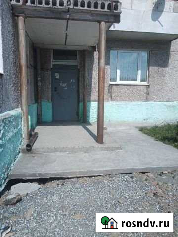 3-комнатная квартира, 76.6 м², 3/5 эт. на продажу в Качканаре Качканар - изображение 1